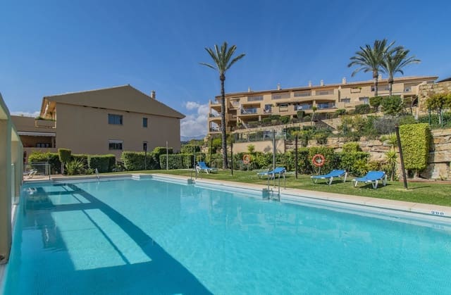 3 bedroom Penthouse for sale in La Concha - Resina Golf, Estepona with pool garage - € 495,000 (Ref: 8909901)
