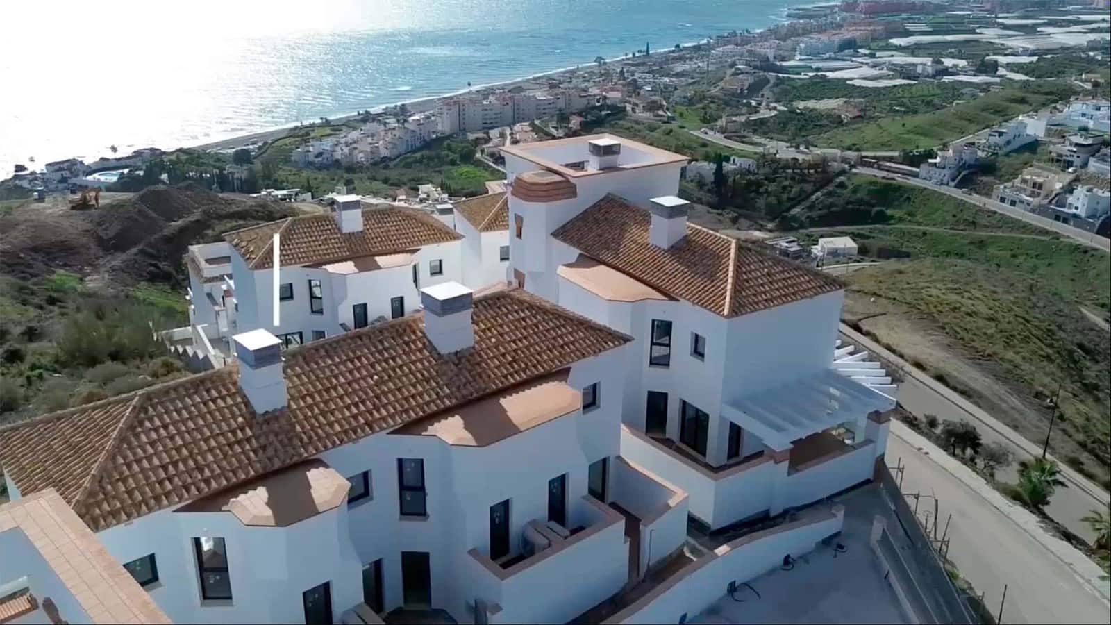 2 soveværelse Byhus til salg i Torrox med swimmingpool - € 347.000 (Ref: 8910153)