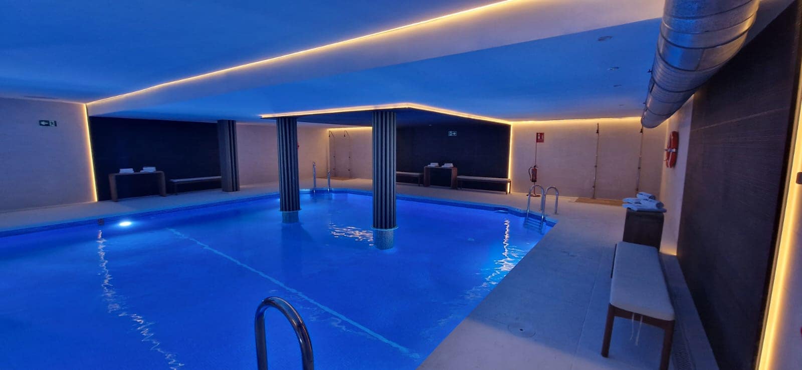 3 quarto Casa em Banda para venda em Estepona com piscina - 470 250 € (Ref: 8910796)