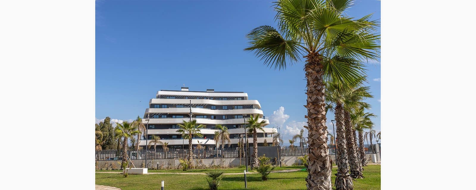3 slaapkamer Appartement te koop in Torremolinos met zwembad - € 1.077.000 (Ref: 8929729)