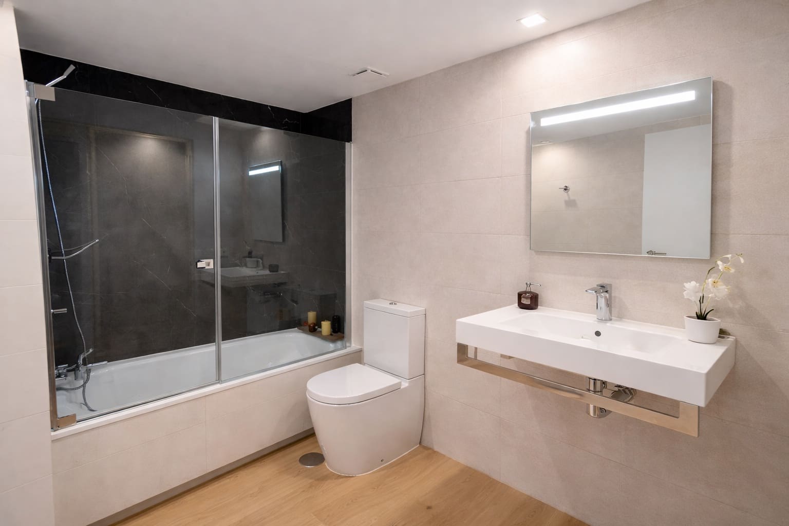 2 Zimmer Apartment zu verkaufen in Fuengirola - 585.000 € (Ref: 9566400)