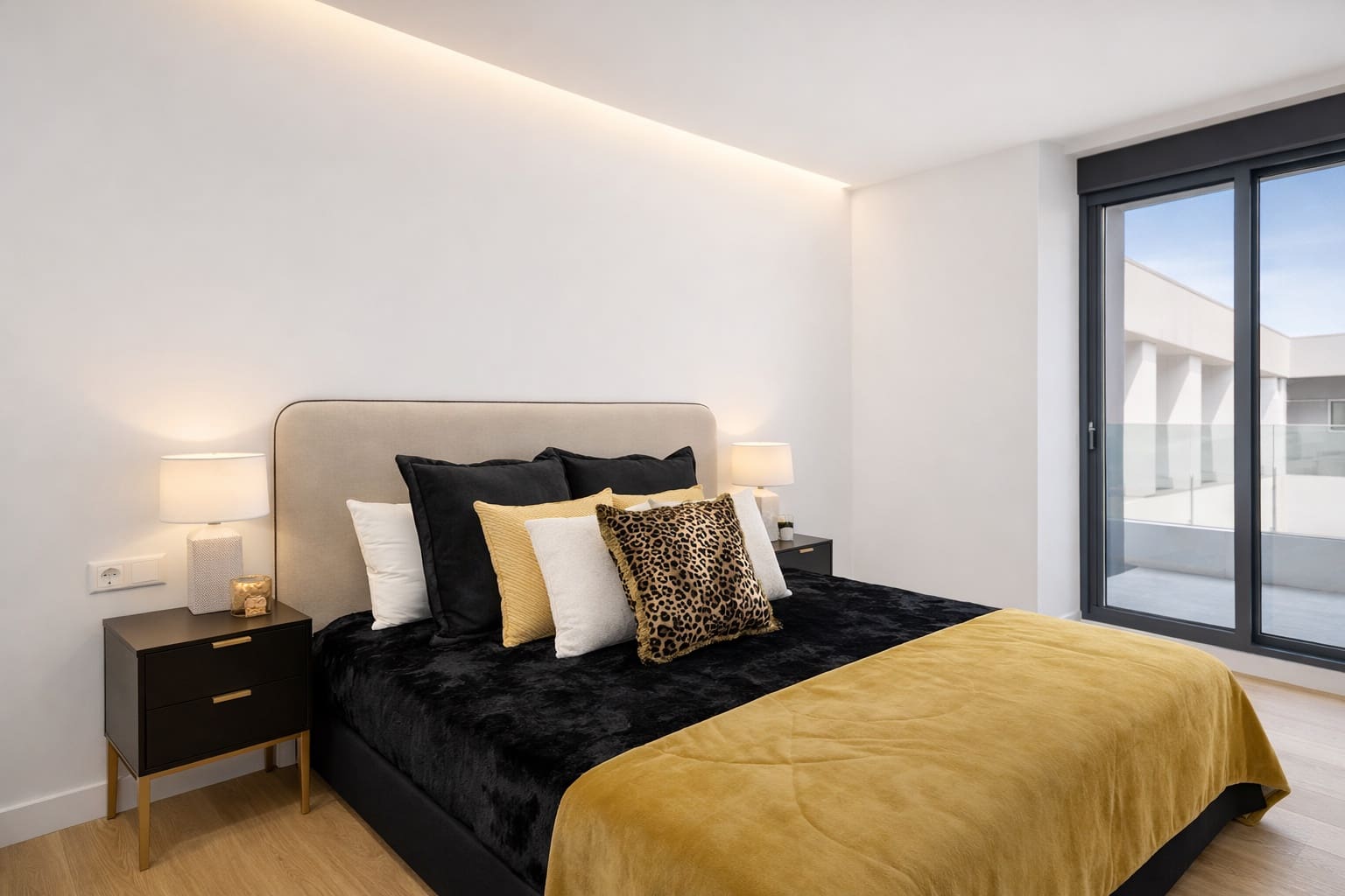 2 Zimmer Apartment zu verkaufen in Fuengirola - 585.000 € (Ref: 9566400)