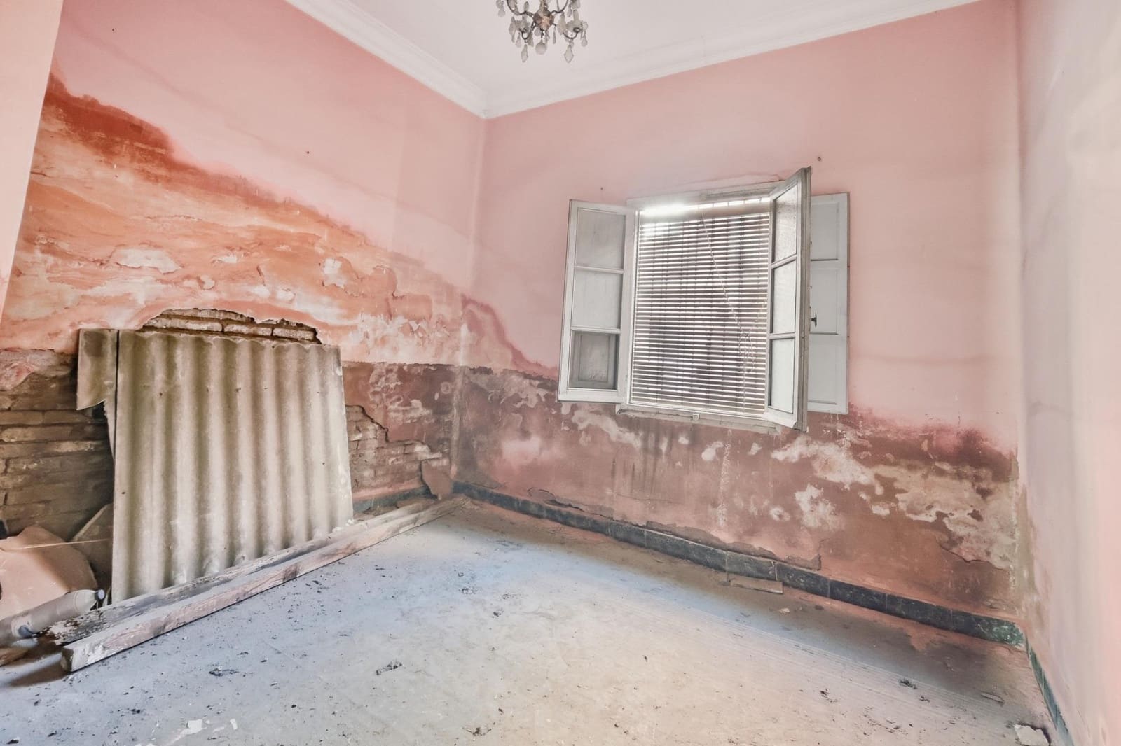 Piso de 2 habitaciones en Burjassot en venta - 125.000 € (Ref: 10180858)