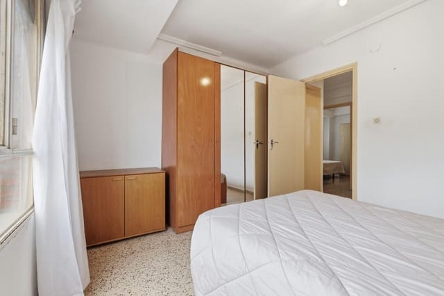 Piso de 3 habitaciones en Burjassot en venta - 155.000 € (Ref: 10180859)