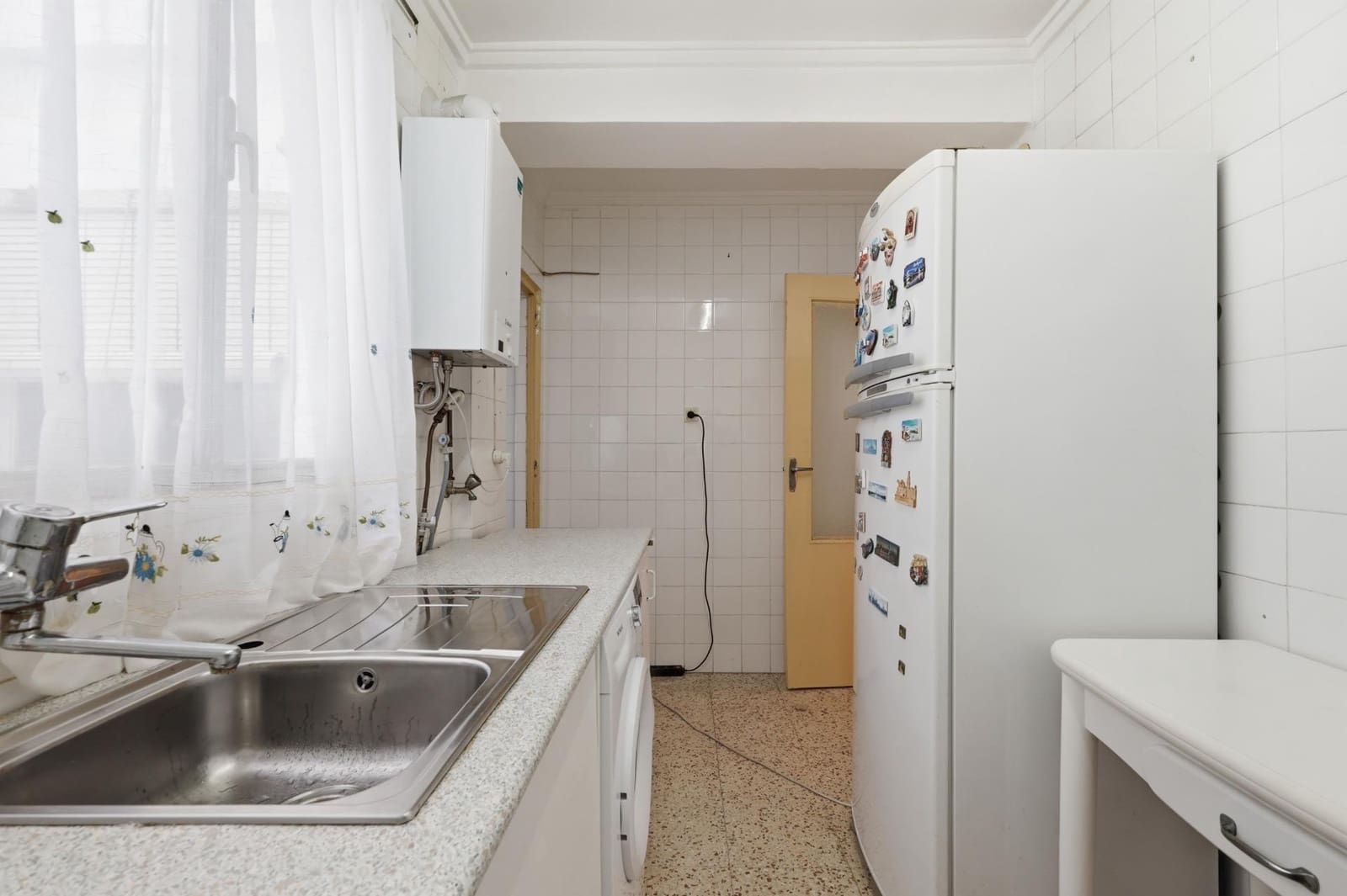 Piso de 3 habitaciones en Burjassot en venta - 155.000 € (Ref: 10180859)