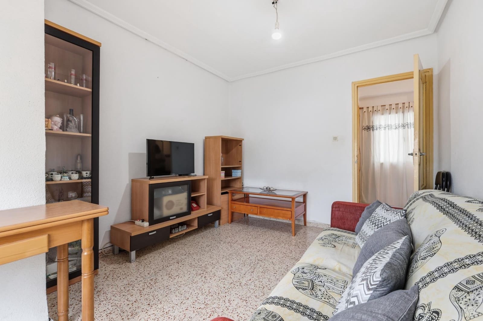 Piso de 3 habitaciones en Burjassot en venta - 155.000 € (Ref: 10180859)