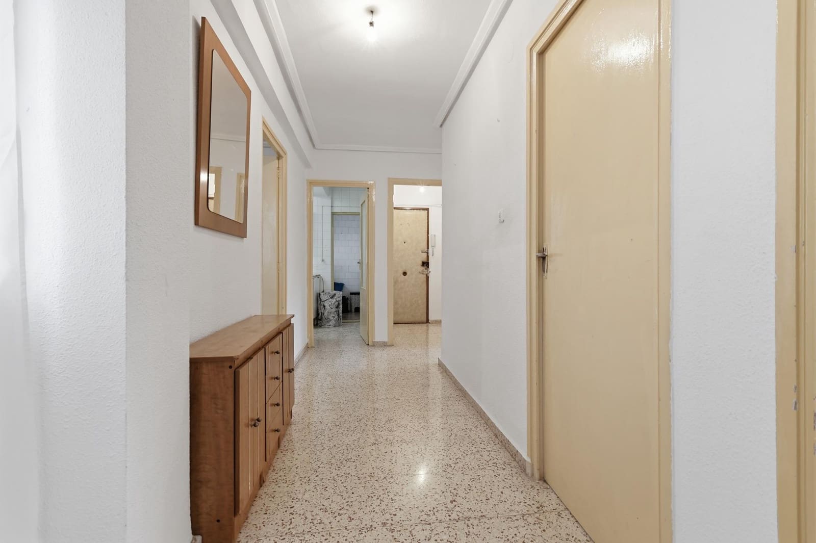Piso de 3 habitaciones en Burjassot en venta - 155.000 € (Ref: 10180859)