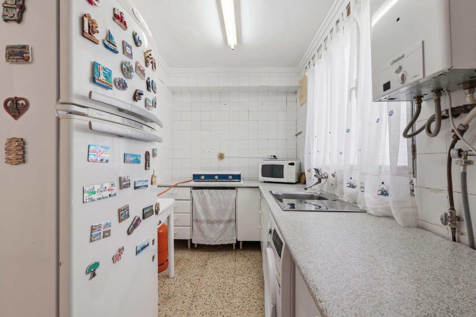 Piso de 3 habitaciones en Burjassot en venta - 155.000 € (Ref: 10180859)
