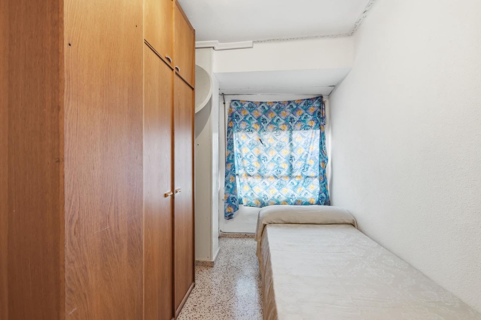 Piso de 3 habitaciones en Burjassot en venta - 155.000 € (Ref: 10180859)