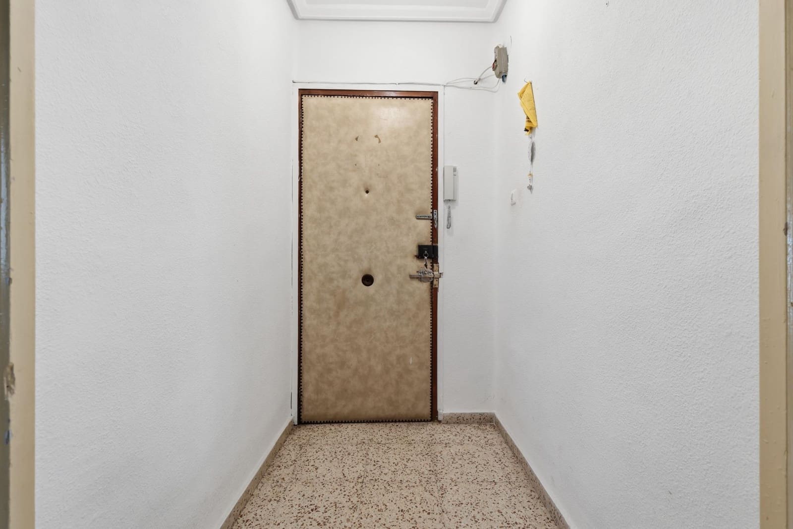 Piso de 3 habitaciones en Burjassot en venta - 155.000 € (Ref: 10180859)