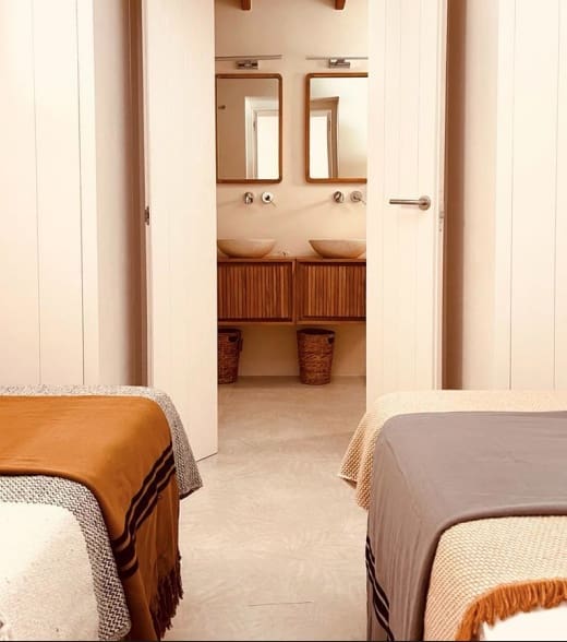 Chalet de 2 habitaciones en Es Pujols en venta con garaje - 1.180.000 € (Ref: 9563894)