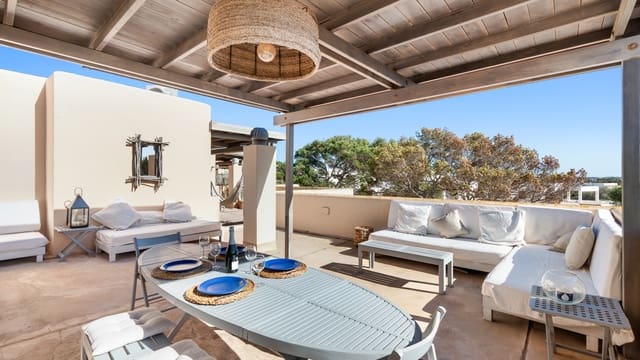 2 bedroom Penthouse for sale in Formentera municipality - € 820,000 (Ref: 9564022)