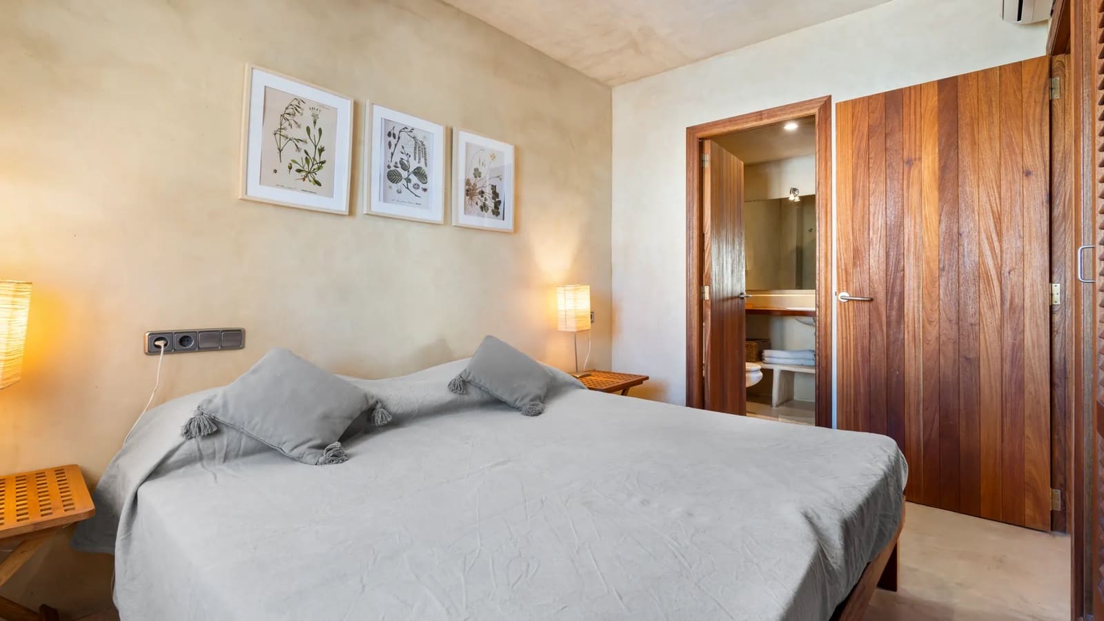 2 bedroom Apartment for sale in Formentera municipality - € 730,000 (Ref: 9564036)