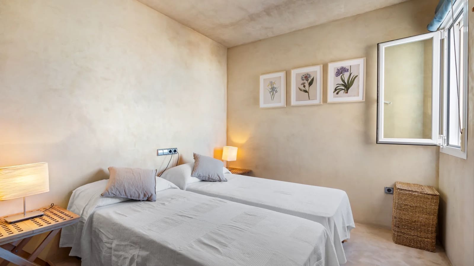 2 bedroom Apartment for sale in Formentera municipality - € 730,000 (Ref: 9564036)