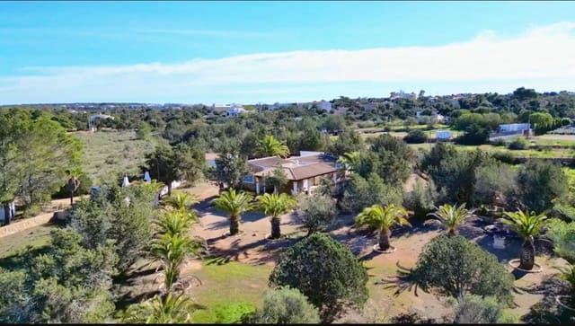 Finca/Casa Rural de 4 habitaciones en Formentera municipio en venta con garaje - 1.800.000 € (Ref: 9564037)