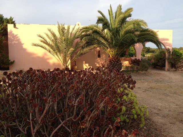 2 sypialnia Willa na sprzedaż w Gmina Formentera z garażem - 1 250 000 € (Ref: 9565775)