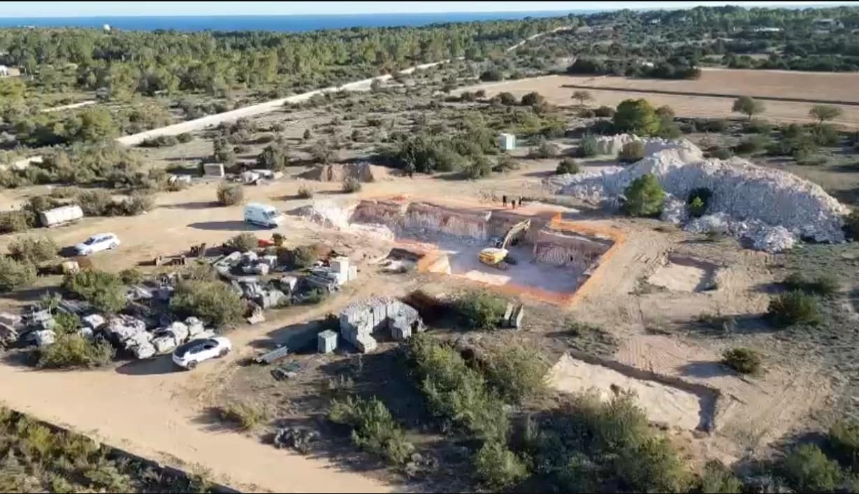 5 slaapkamer Villa te koop in Formentera gemeente met zwembad garage - € 2.000.000 (Ref: 9566524)