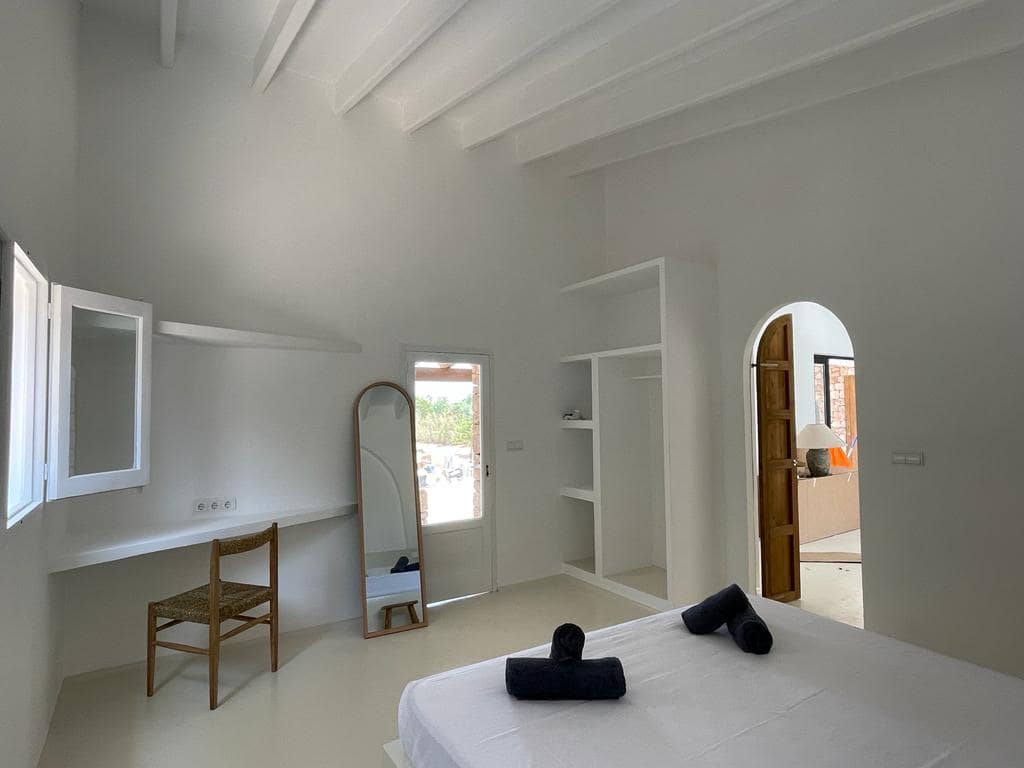 5 bedroom Villa for sale in Formentera municipality with pool garage - € 2,450,000 (Ref: 9566528)