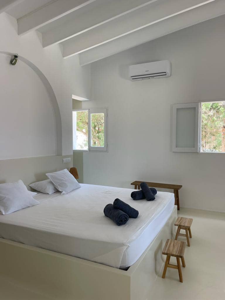 5 bedroom Villa for sale in Formentera municipality with pool garage - € 2,450,000 (Ref: 9566528)