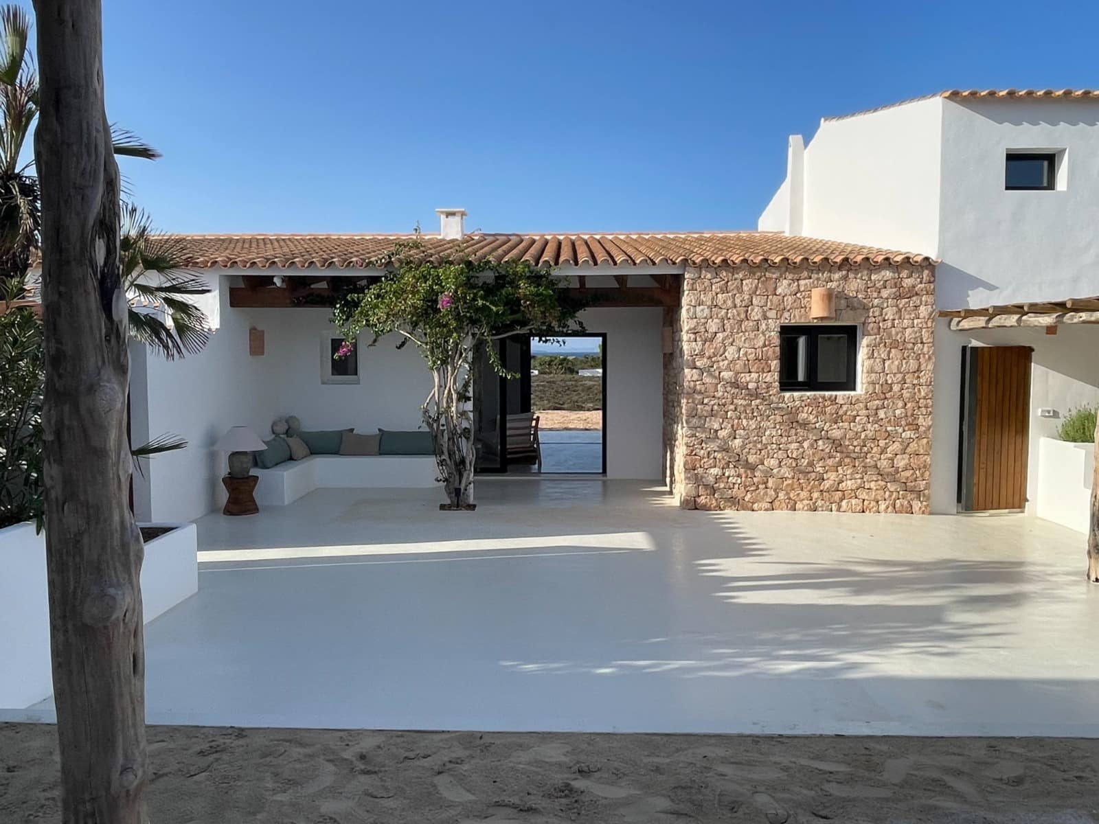 5 bedroom Villa for sale in Formentera municipality with pool garage - € 2,450,000 (Ref: 9566528)
