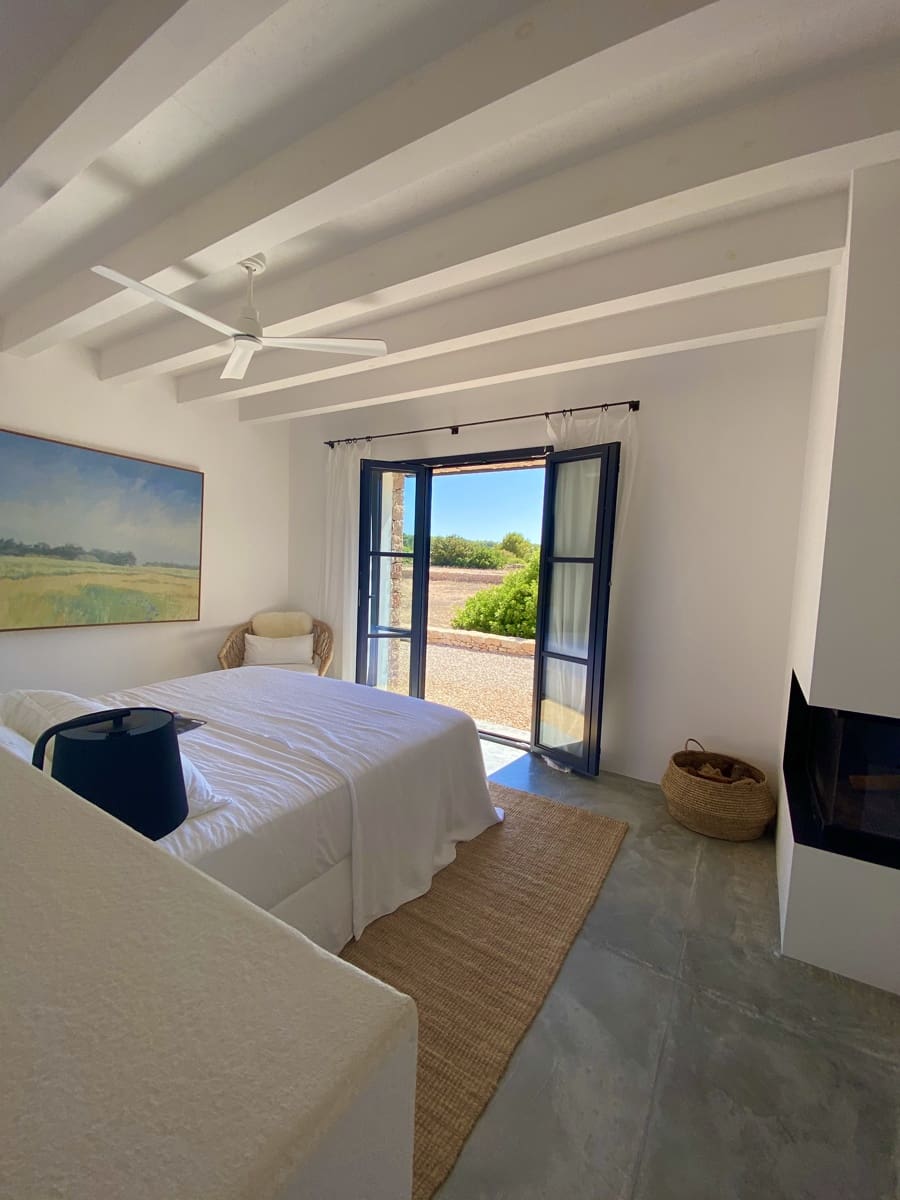 6 bedroom Villa for sale in Formentera municipality with pool garage - € 4,800,000 (Ref: 9566700)