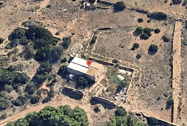2 soveværelse Finca/Landehus til salg i Formentera kommune med garage - € 1.600.000 (Ref: 9566701)