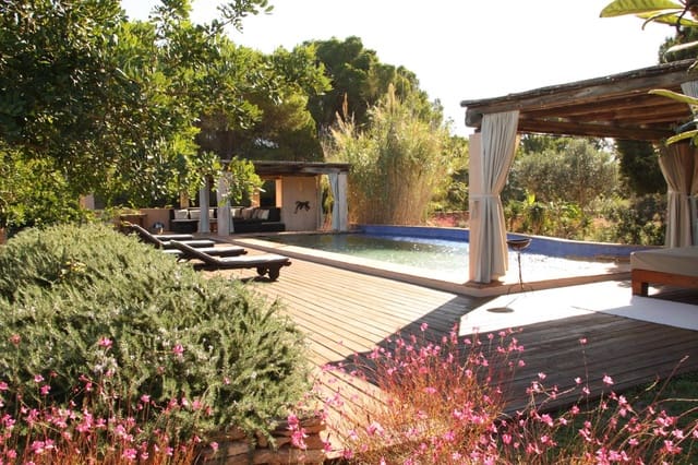 Chalet de 5 habitaciones en Formentera municipio en venta con piscina garaje - 4.900.000 € (Ref: 9566703)