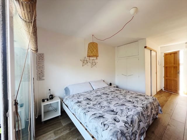 1 quarto Apartamento de Praia para venda em Es Pujols, Formentera município - 325 000 € (Ref: 9694028)