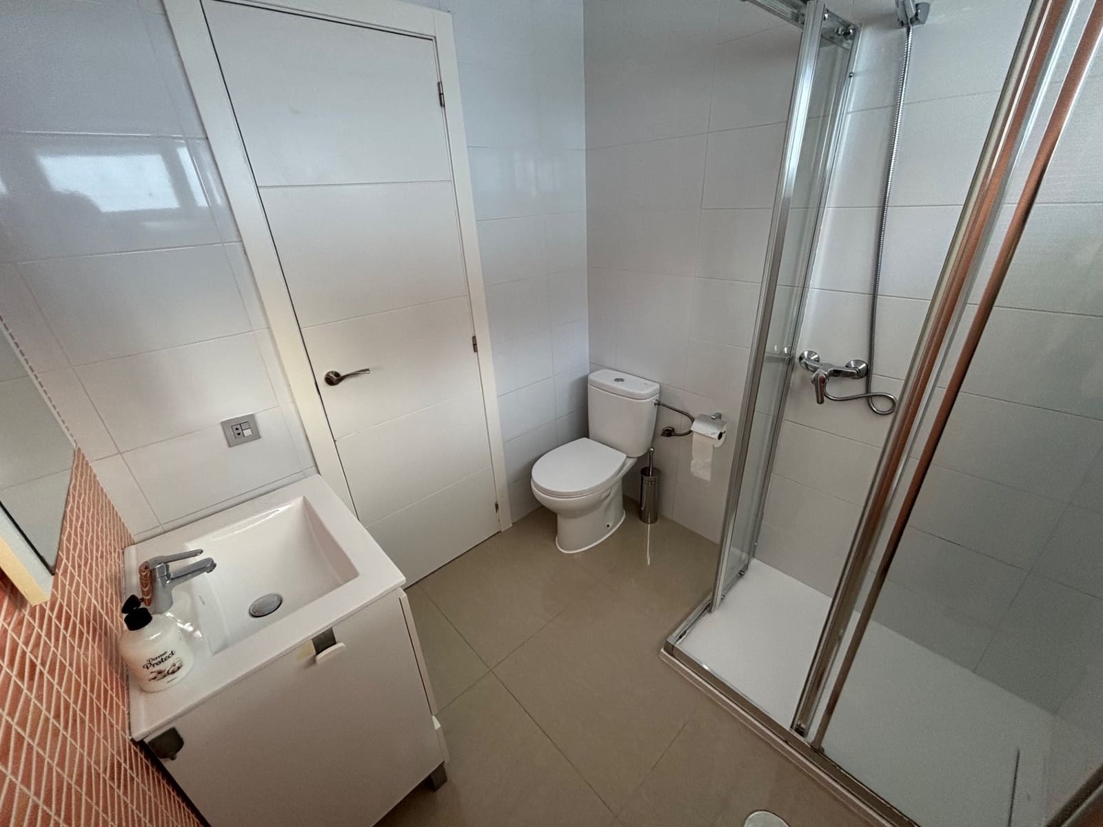 2 makuuhuone Bungalow vuokrattavana paikassa San Bartolome de Tirajana mukana uima-altaan 
autotalli - 2 350 € (Ref: 10043581)