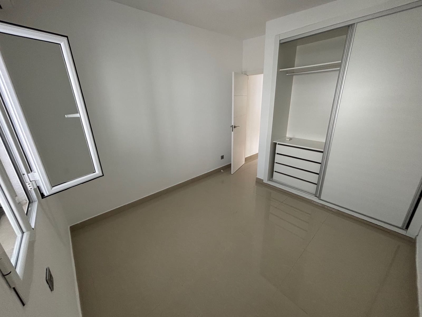 2 makuuhuone Bungalow vuokrattavana paikassa San Bartolome de Tirajana mukana uima-altaan 
autotalli - 2 350 € (Ref: 10043581)