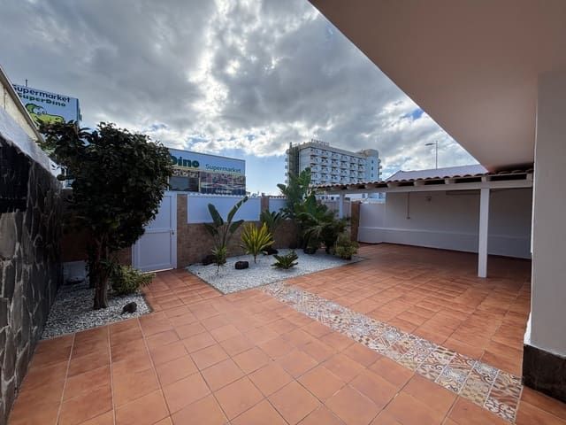 2 makuuhuone Bungalow vuokrattavana paikassa San Bartolomé de Tirajana mukana uima-altaan 
autotalli - 2 350 € (Ref: 10043581)