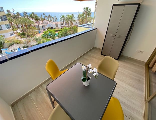 Apartament do wynajęcia w San Bartolomé de Tirajana z basenem - 800 € (Ref: 10175285)