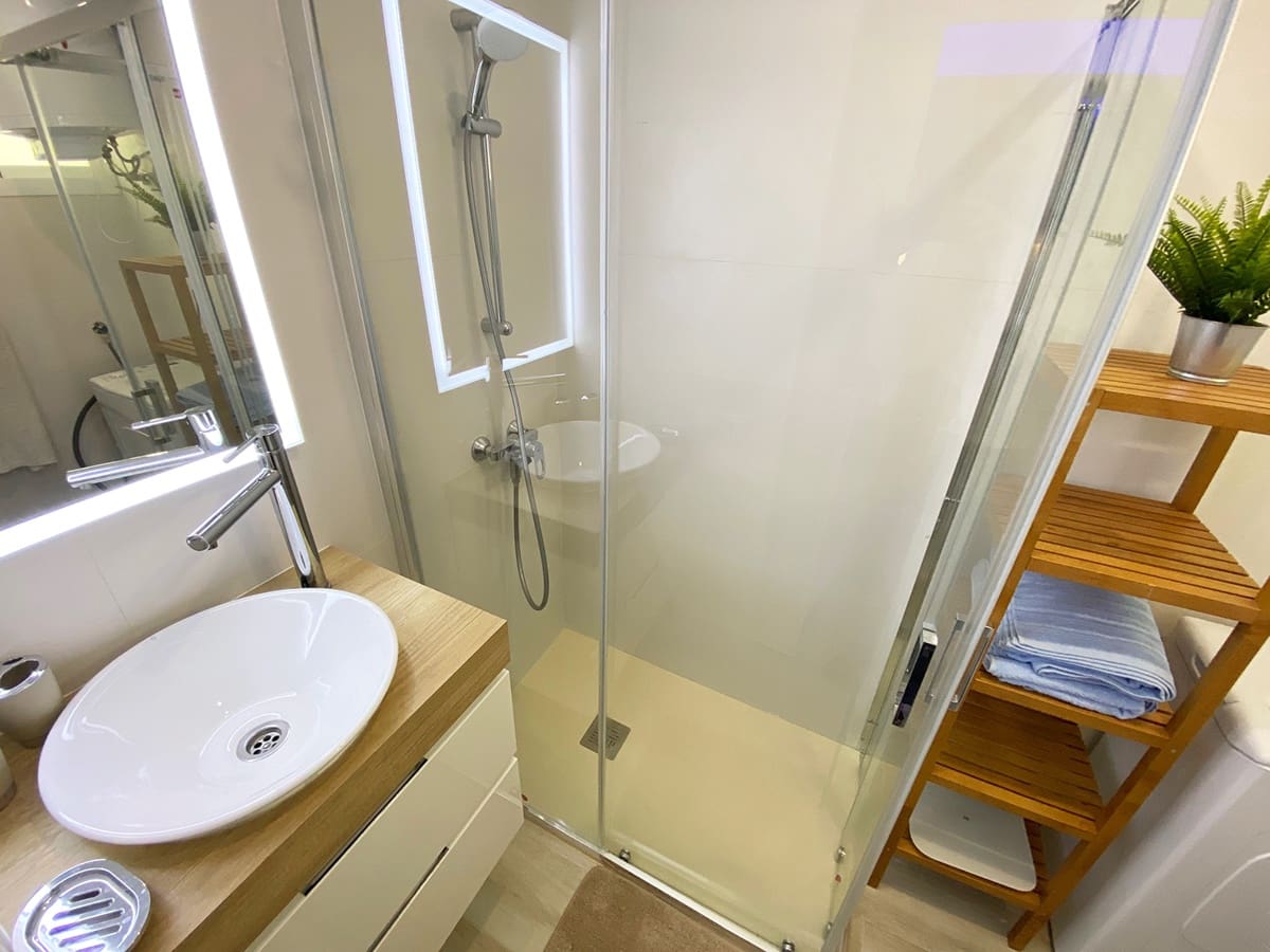 Apartament do wynajęcia w San Bartolome de Tirajana z basenem - 800 € (Ref: 10175285)