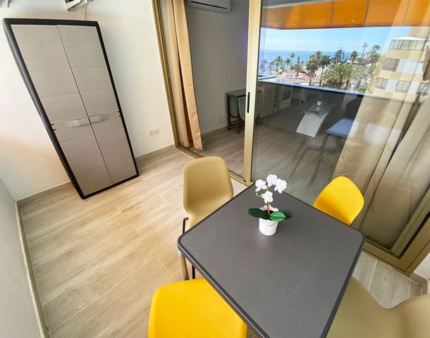 Apartament do wynajęcia w San Bartolomé de Tirajana z basenem - 800 € (Ref: 10175285)