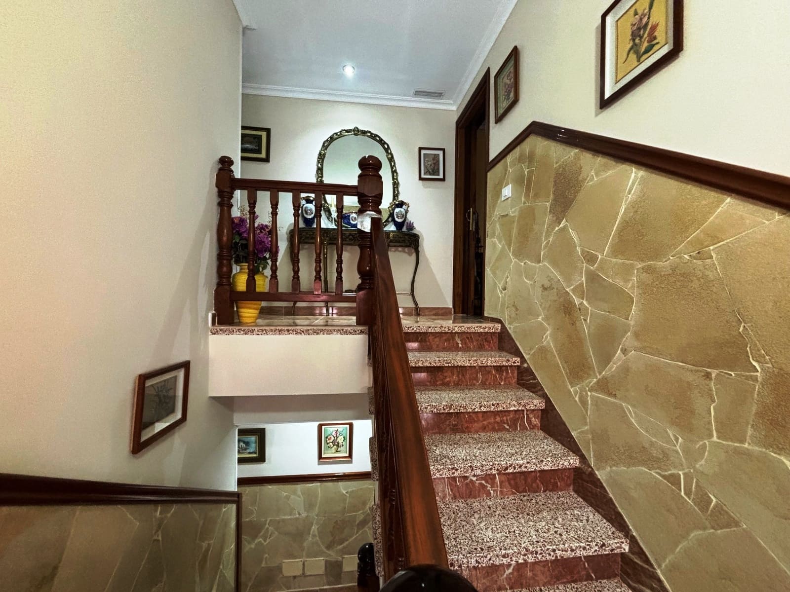 5 soverom Hus til salgs i San Bartolome de Tirajana med garasje - € 750 000 (Ref: 8757032)