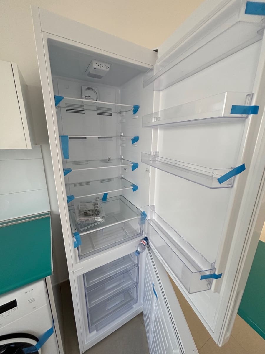 Bungalow de 3 habitaciones en San Bartolomé de Tirajana en alquiler con piscina garaje - 2.350 € (Ref: 9445442)