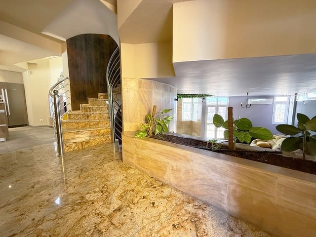 6 camera da letto Casa in vendita in San Bartolomé de Tirajana con piscina garage - 1.150.000 € (Rif: 9772070)