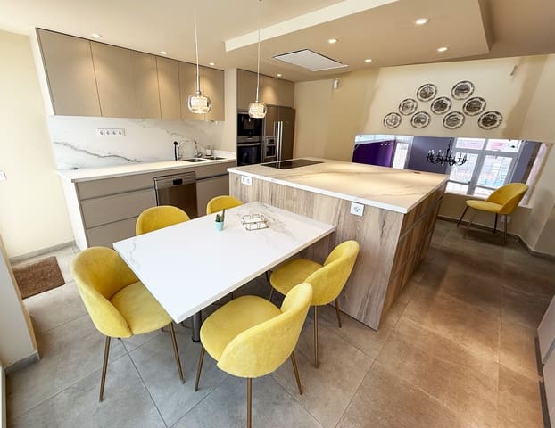 6 camera da letto Casa in vendita in San Bartolomé de Tirajana con piscina garage - 1.150.000 € (Rif: 9772070)