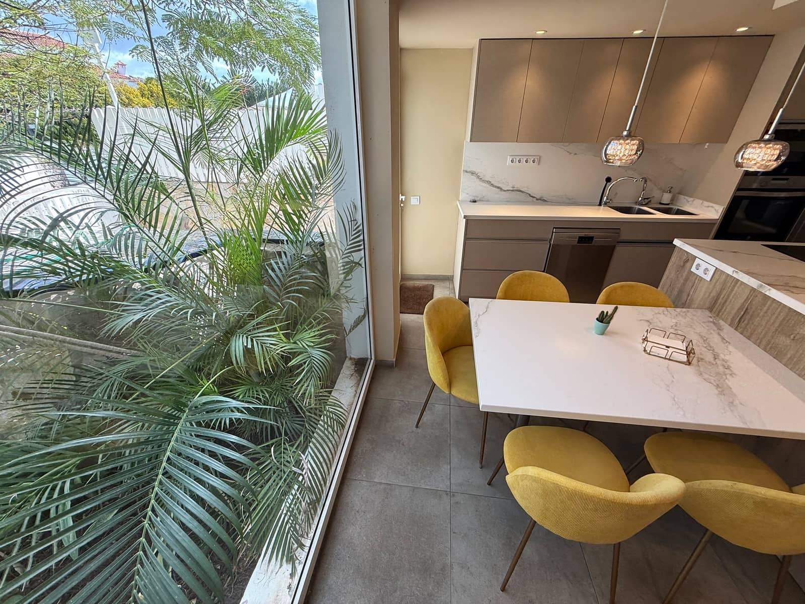 6 Zimmer Haus zu verkaufen in San Bartolome de Tirajana mit Pool Garage - 1.150.000 € (Ref: 9772070)