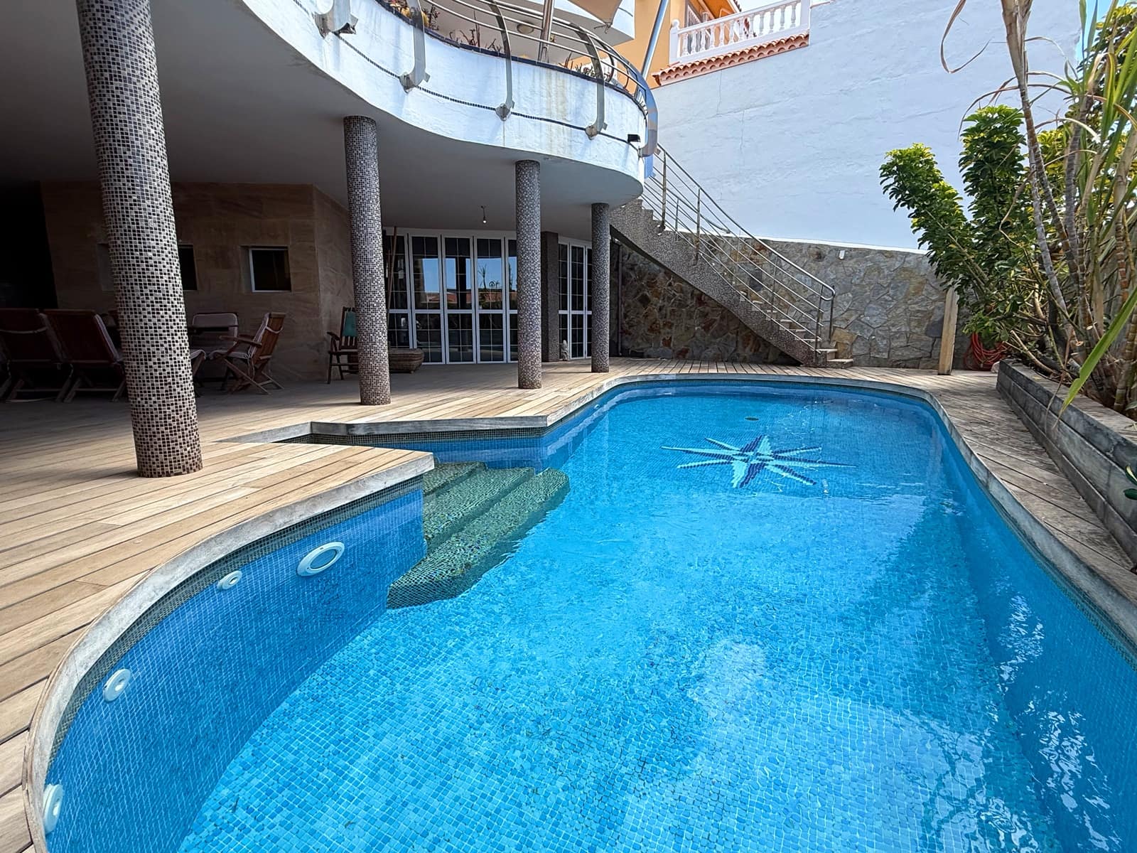 6 Zimmer Haus zu verkaufen in San Bartolome de Tirajana mit Pool Garage - 1.150.000 € (Ref: 9772070)