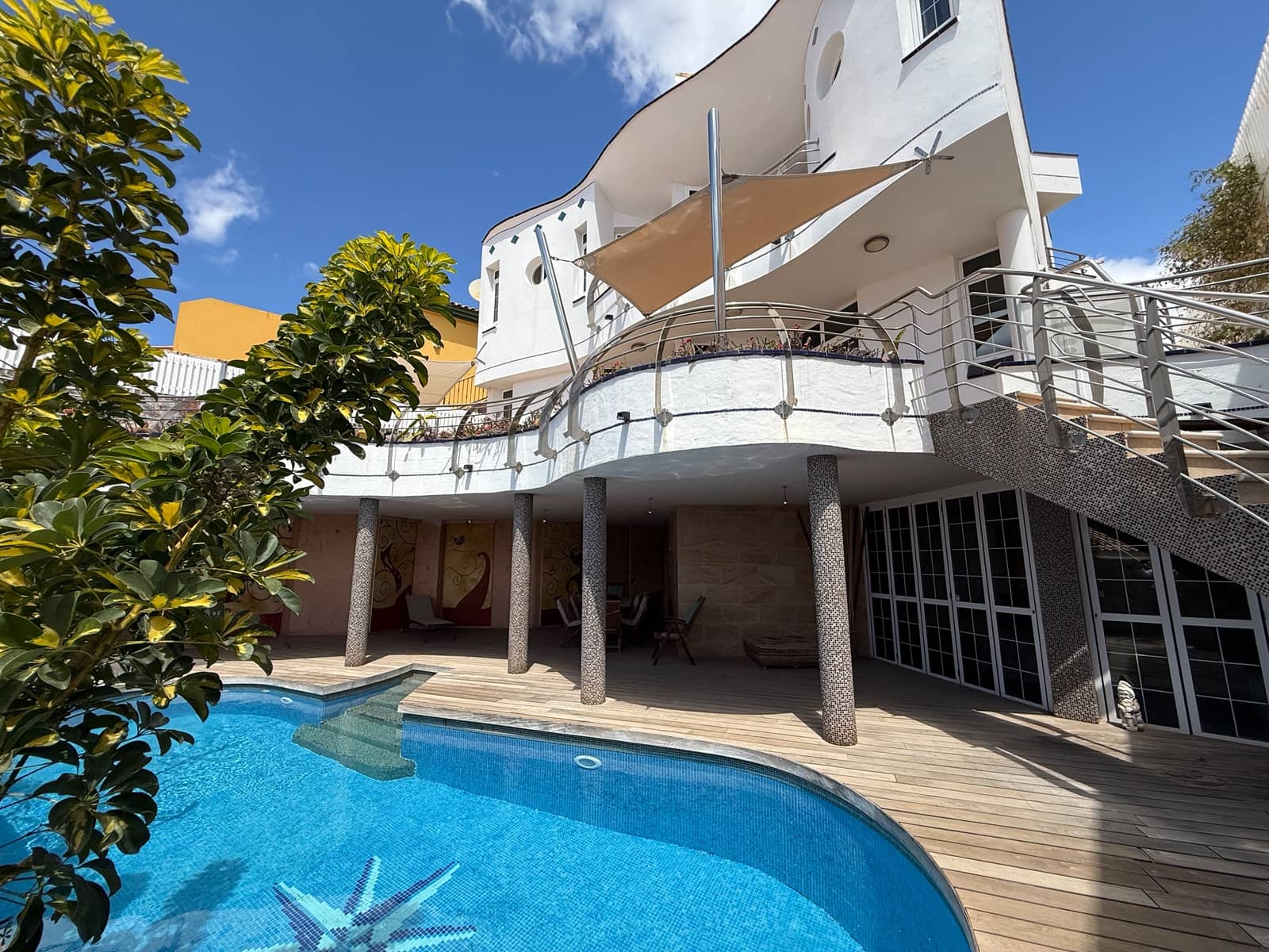 6 Zimmer Haus zu verkaufen in San Bartolome de Tirajana mit Pool Garage - 1.150.000 € (Ref: 9772070)