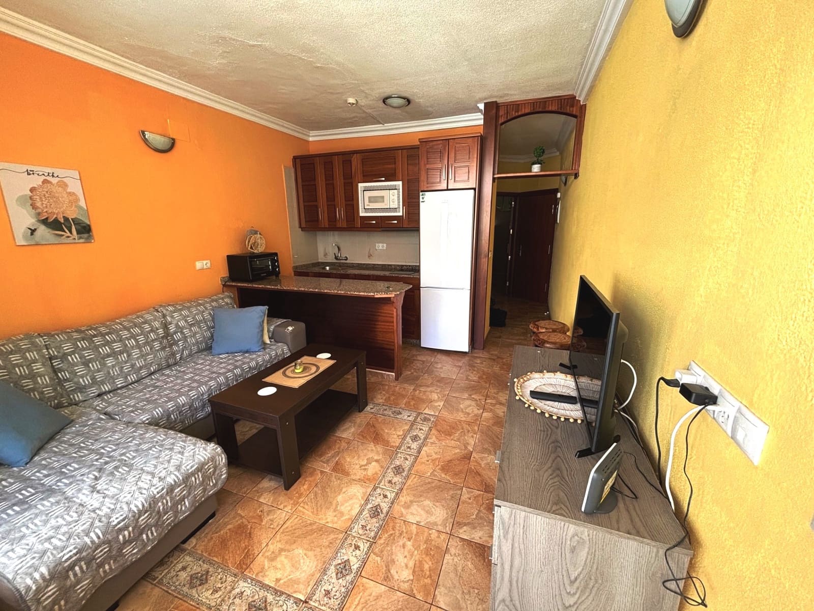 1 bedroom Apartment for sale in San Bartolome de Tirajana with pool - € 190,000 (Ref: 9777216)