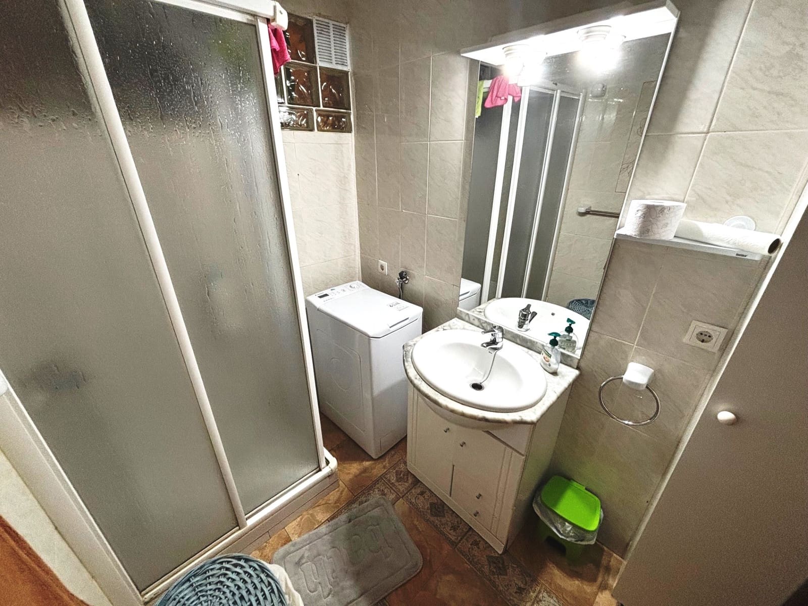 1 bedroom Apartment for sale in San Bartolome de Tirajana with pool - € 190,000 (Ref: 9777216)