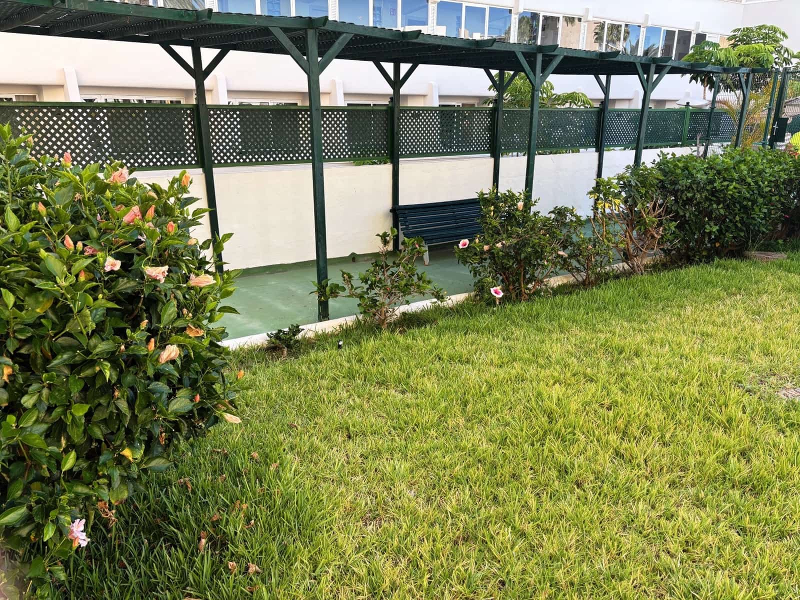 1 bedroom Apartment for sale in San Bartolome de Tirajana with pool - € 190,000 (Ref: 9777216)