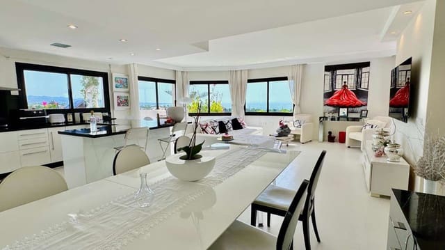 3 sovrum Lägenhet till salu i Lomas De Marbella, Marbella med pool garage - 1 725 000 € (Ref: 10045513)