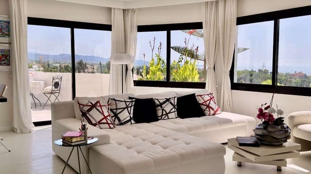 3 sovrum Lägenhet till salu i Lomas De Marbella, Marbella med pool garage - 1 725 000 € (Ref: 10045513)