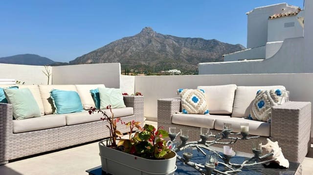 3 sovrum Lägenhet till salu i Lomas De Marbella, Marbella med pool garage - 1 725 000 € (Ref: 10045513)