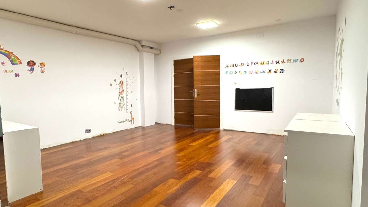 5 makuuhuone Omakotitalo myytävänä paikassa Marbella mukana uima-altaan - 3 850 000 € (Ref: 10045514)