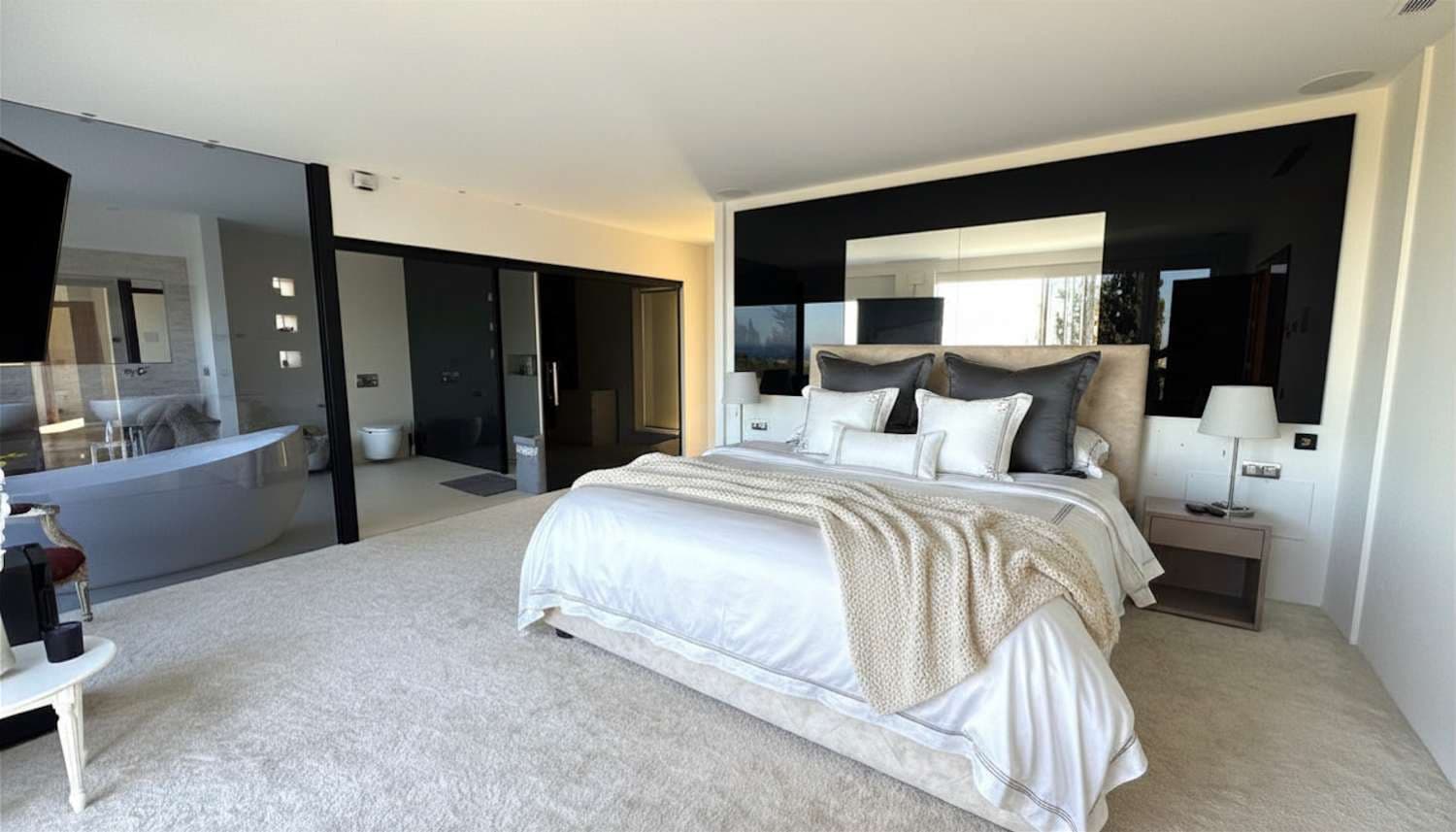 5 makuuhuone Omakotitalo myytävänä paikassa Marbella mukana uima-altaan - 3 850 000 € (Ref: 10045514)
