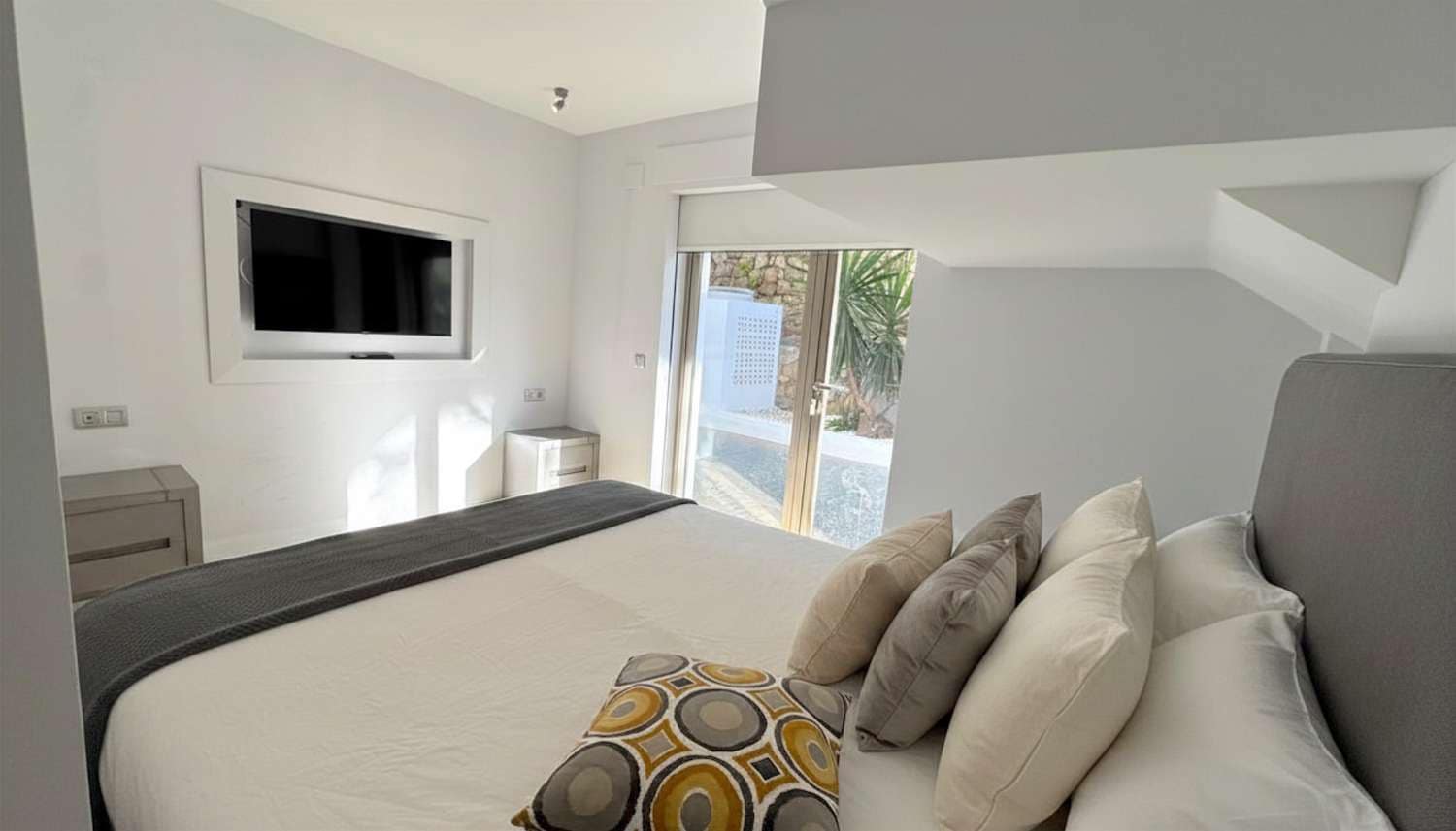 5 makuuhuone Omakotitalo myytävänä paikassa Marbella mukana uima-altaan - 3 850 000 € (Ref: 10045514)